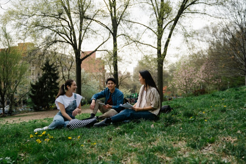 How Do You Make Friends as an Adult? 7 Questions Answered
